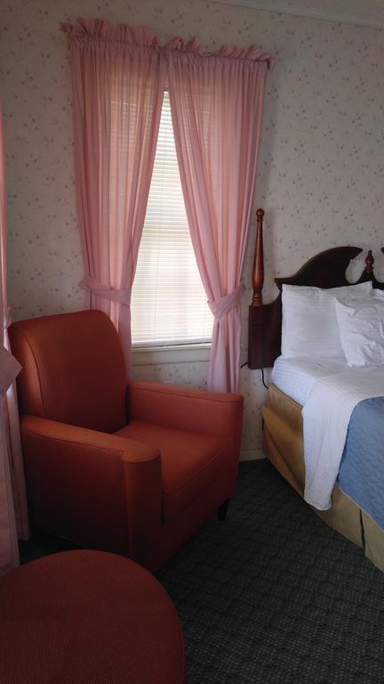 Rosewood Inn บรายซันซิตี ภายนอก รูปภาพ