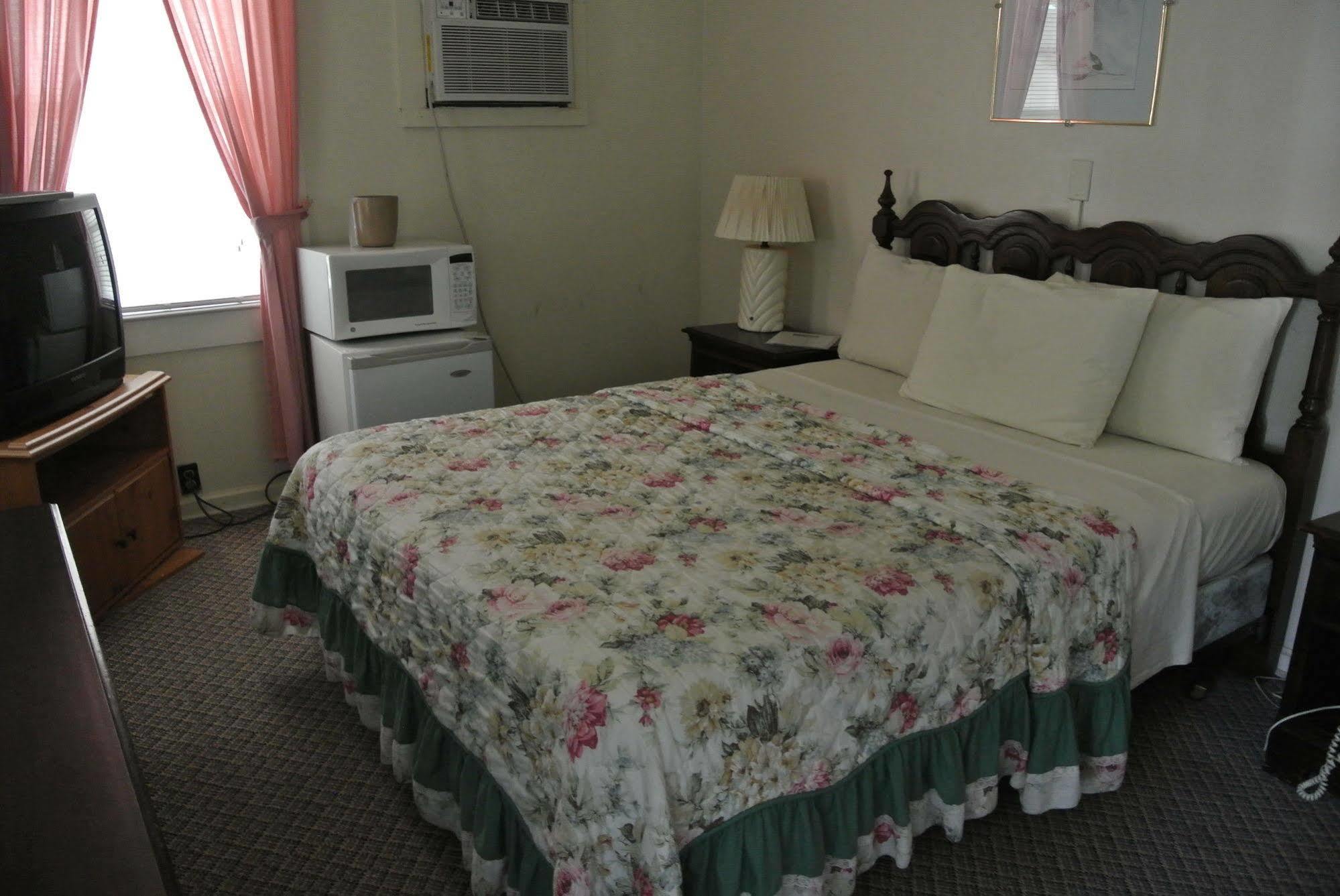 Rosewood Inn บรายซันซิตี ภายนอก รูปภาพ